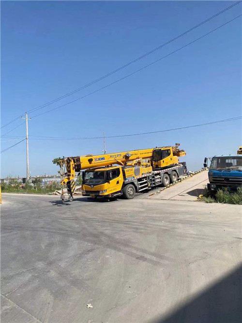 九寨沟县吊车作业时，可能会产生哪些额外收费项目？